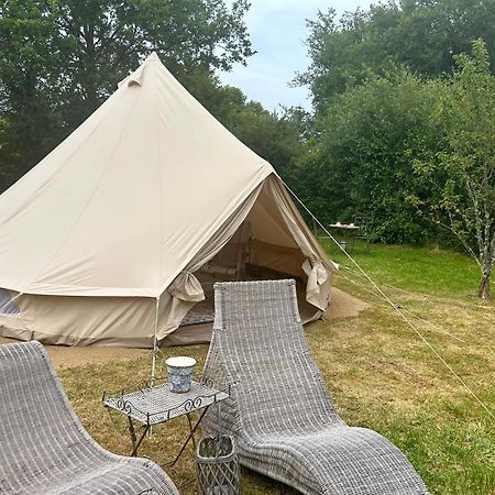 Chambre Au Jardin Tente De Charme Eguzon-Chantome Exterior photo